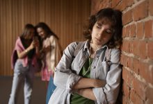 مقابله با افسردگی در نوجوانان